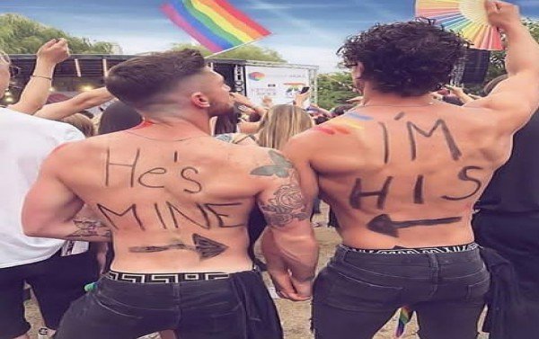 Skandal Video Bokep Gay Viral  KOTA CIMAHI